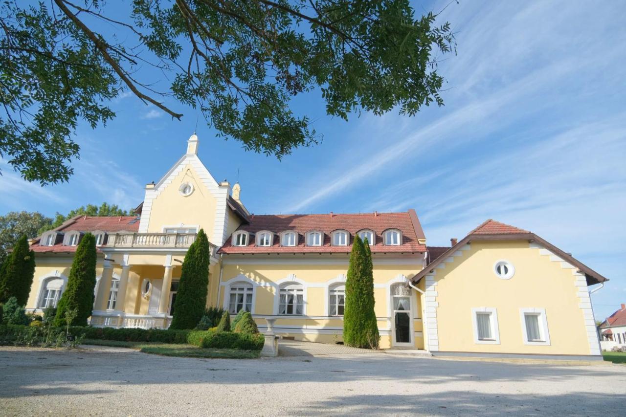 Bed and Breakfast Rosenberg Kuria Taplanszentkereszt Exteriér fotografie