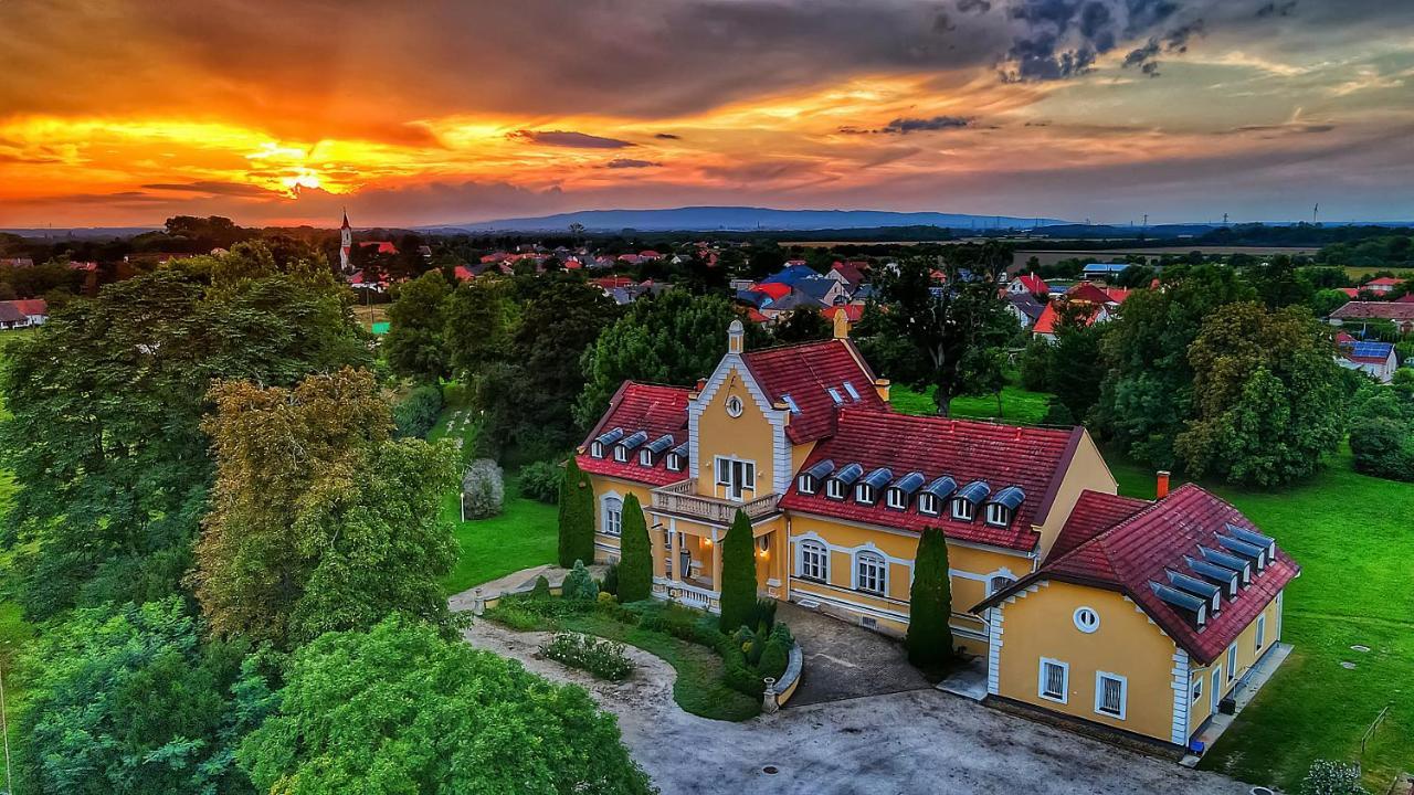 Bed and Breakfast Rosenberg Kuria Taplanszentkereszt Exteriér fotografie